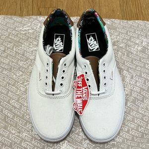 New White Vans Size 9.5 Mens